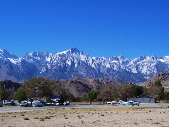 Lone Pine Airport